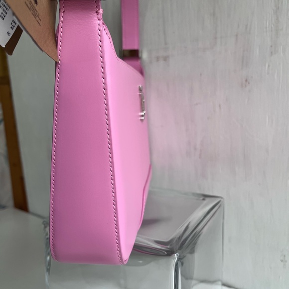 🔴SOLD🔴 BURBERRY Medium TB Monogram Leather Shoulder Bag-Primrose Pink - Picture 11 of 16